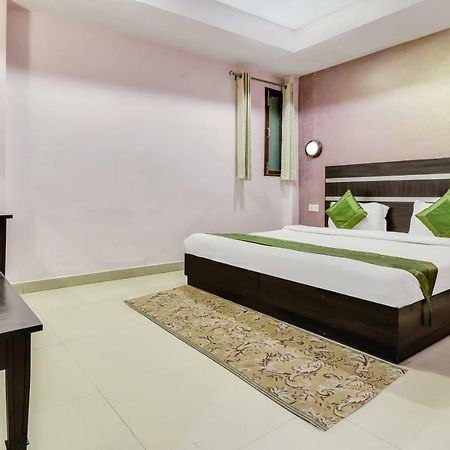 Hotel Treebo Trip Himalayan Breeze Masuri Exterior foto