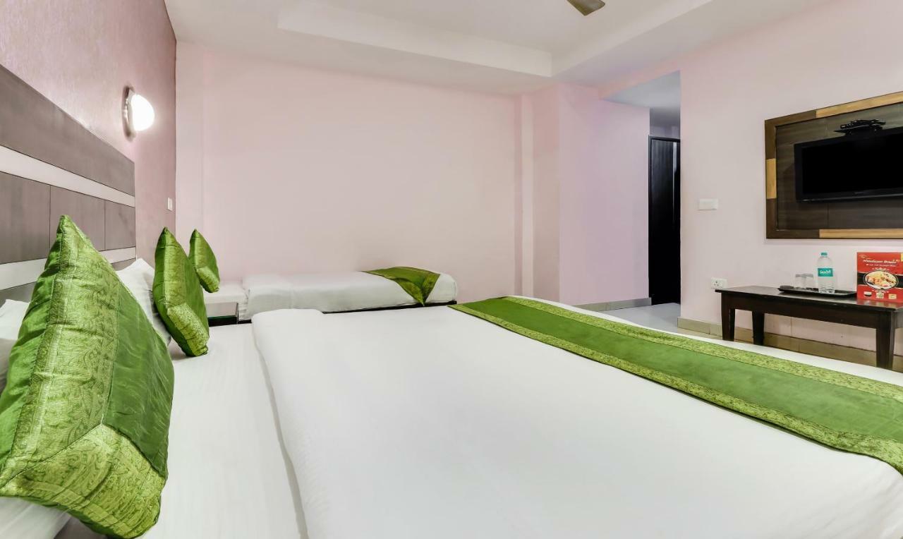 Hotel Treebo Trip Himalayan Breeze Masuri Exterior foto