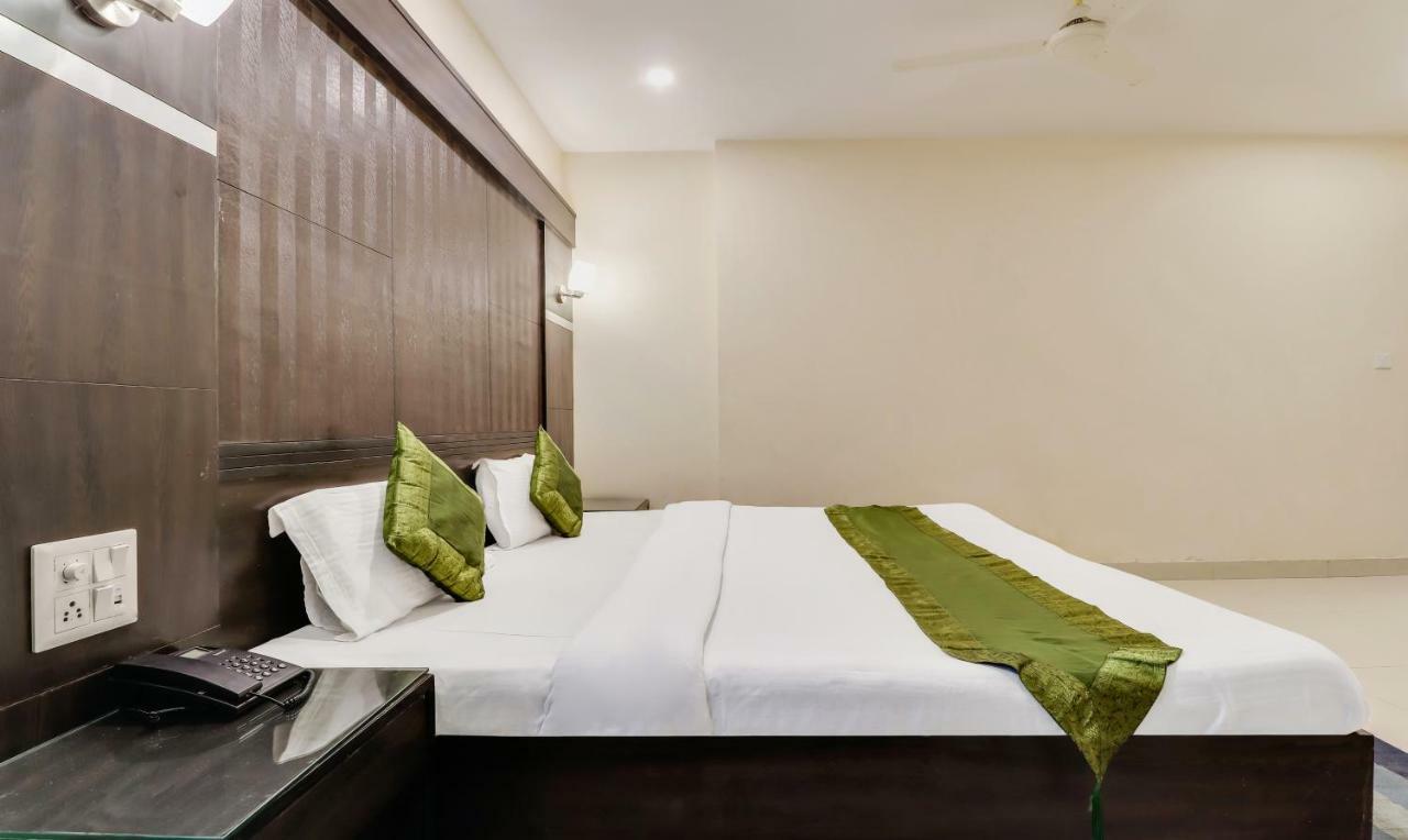 Hotel Treebo Trip Himalayan Breeze Masuri Exterior foto