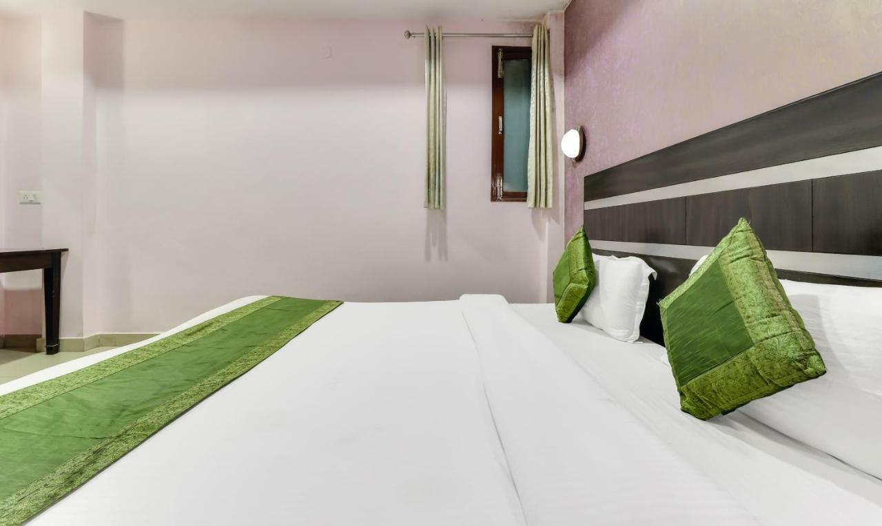 Hotel Treebo Trip Himalayan Breeze Masuri Exterior foto